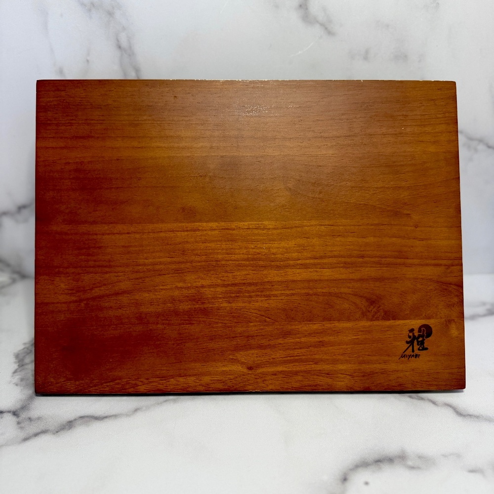 Miyabi Magnetic Knife Block Easel